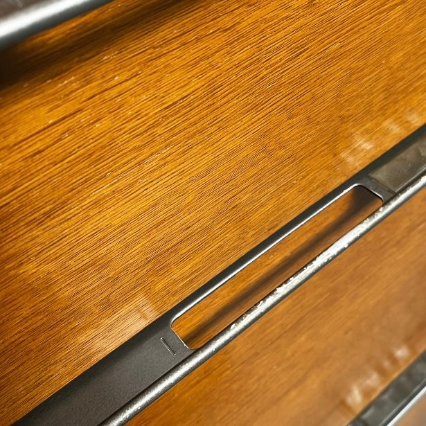 Zwei vintage Schränke
